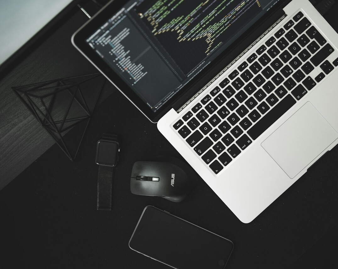 developers coding insurance app